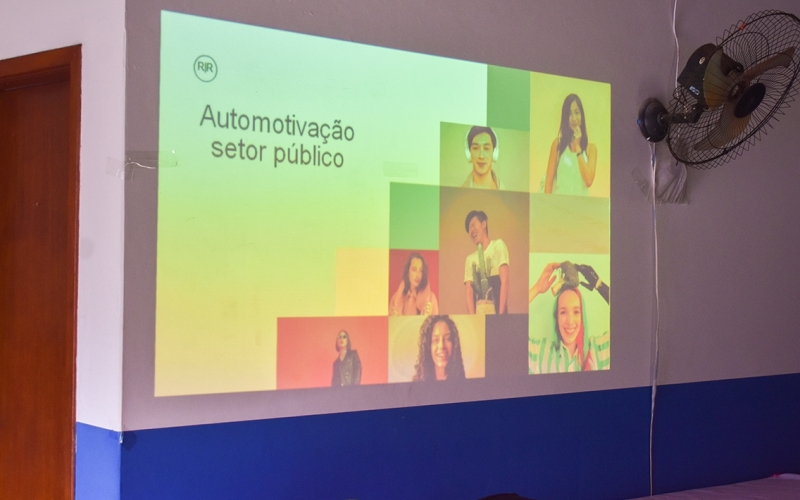 PREFEITURA  ATRAVÉS DA SECRETARIA DE ASSISTÊNCIA SOCIAL E SEBRAE PROMOVE PALESTRA MOTIVACIONAL